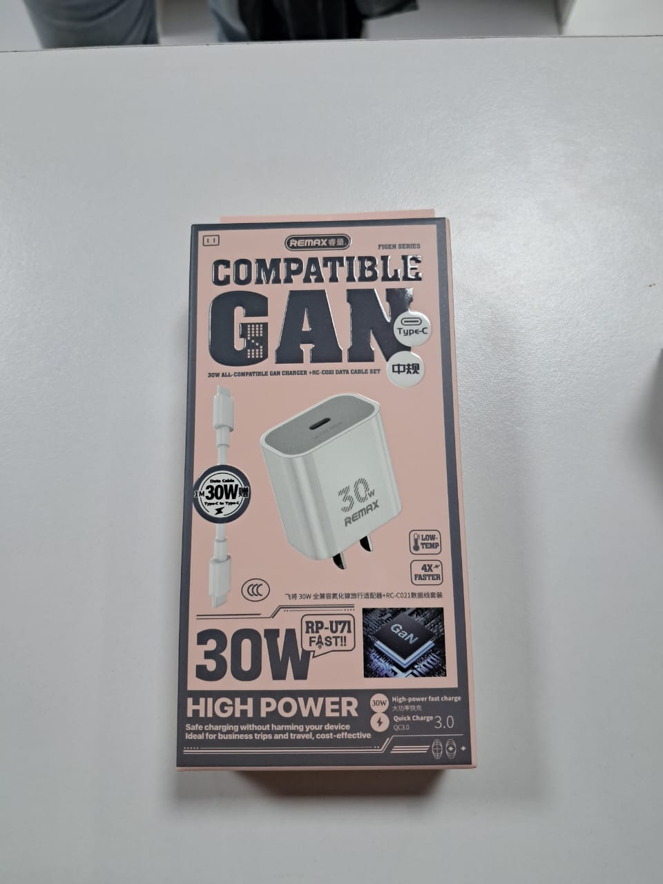 Cargador de 30W REMAX RP-U71